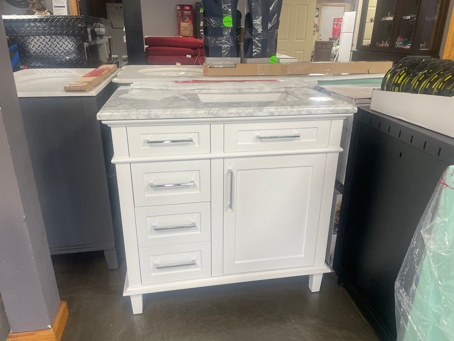 Home Decorators Collection
Sonoma 36 in. W x 22 in. D x 34 in. H Single Sink Bath Vanity in White with Carrara Marble Top