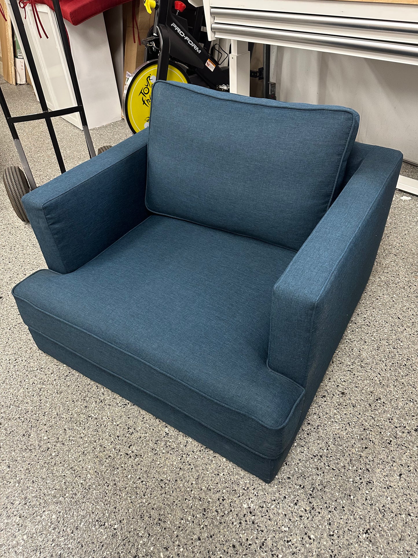 MODWAY Agile Upholstered Fabric Armchair in Blue