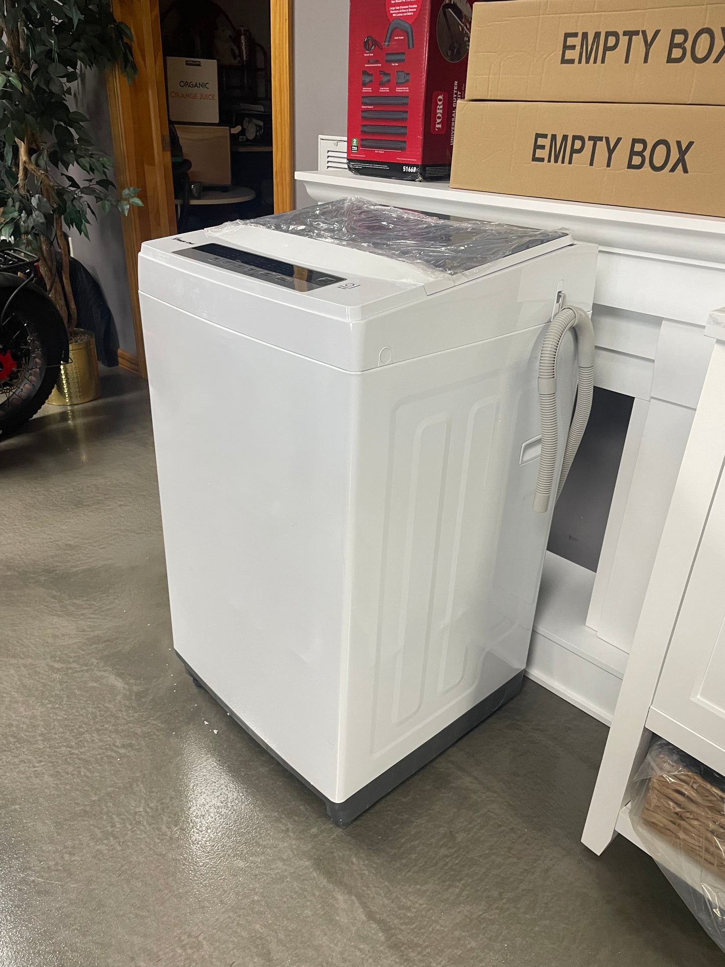 Magic Chef 1.7 cu. ft. Portable Compact Top Load Washer in White