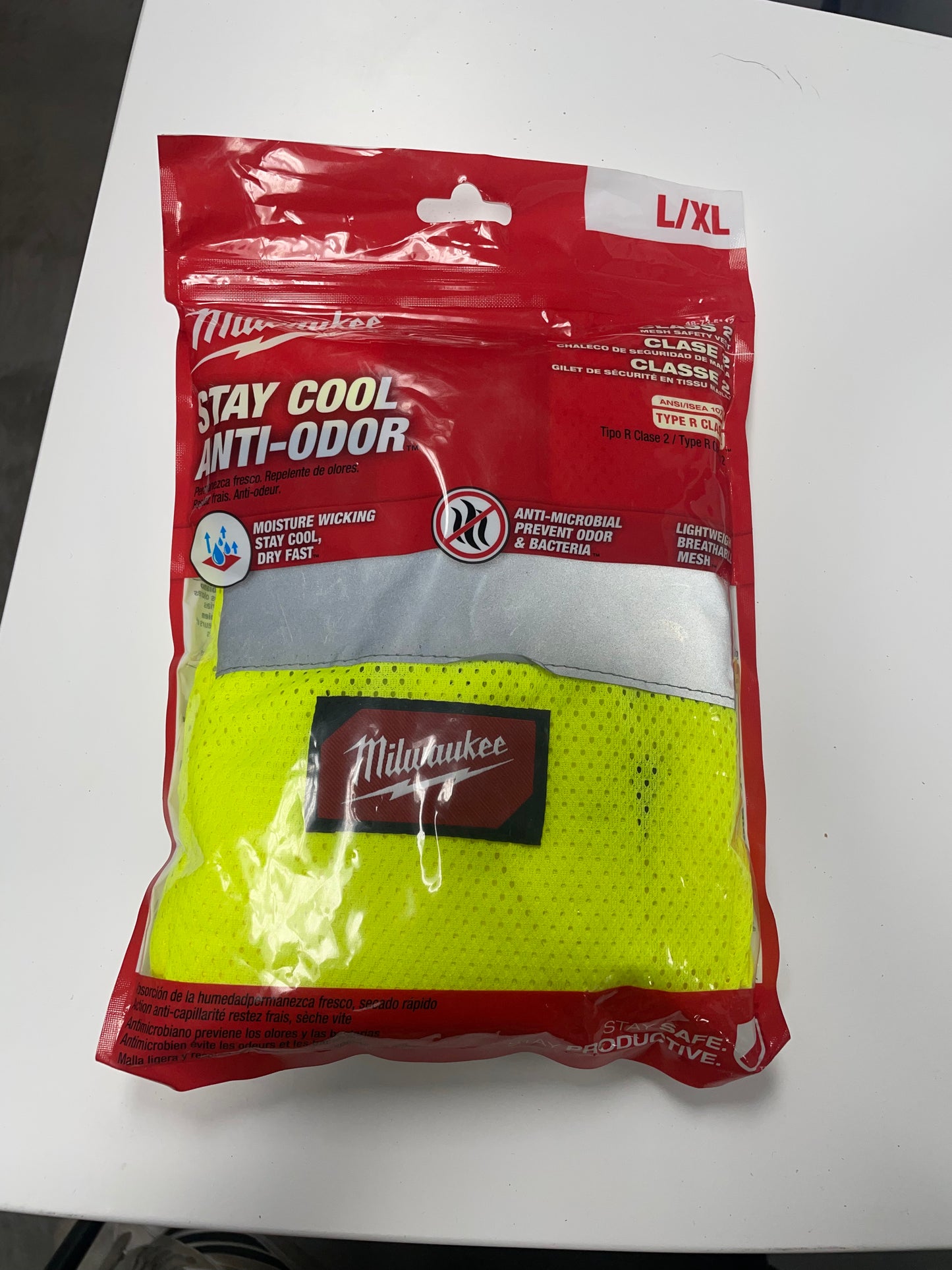 Milwaukee Large/X-Large Yellow Class 2 Mesh High Visibility Safety Vest with 9-Pockets