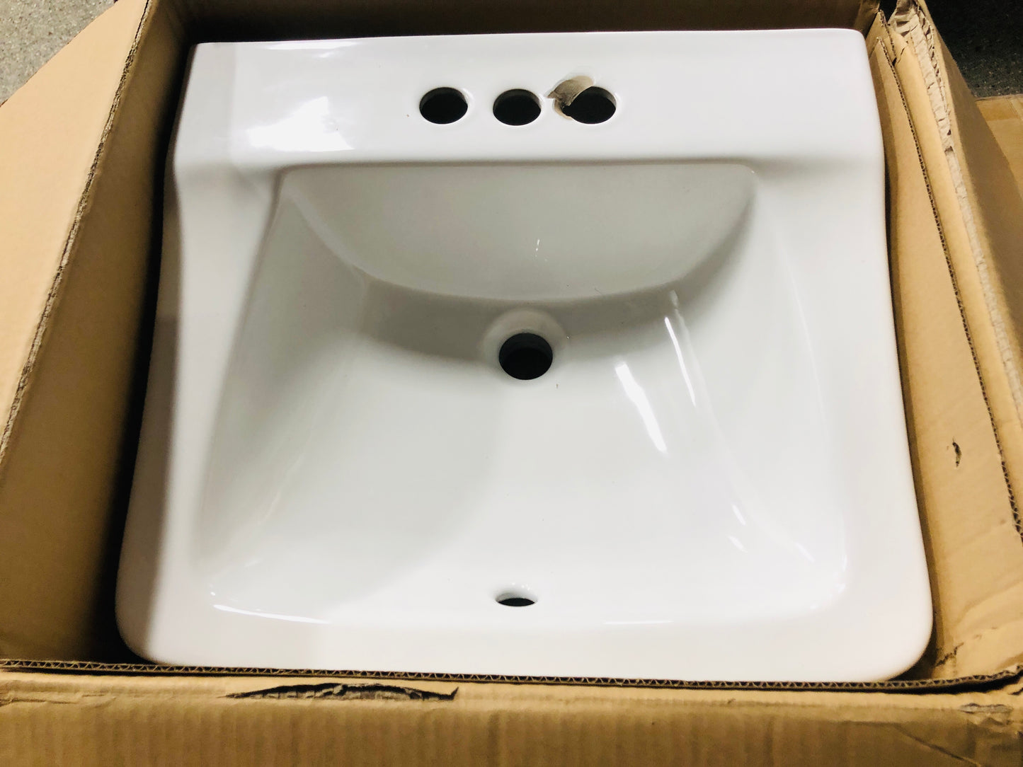 Glacier Bay Aragon Wall-Mounted Bathroom Sink in White