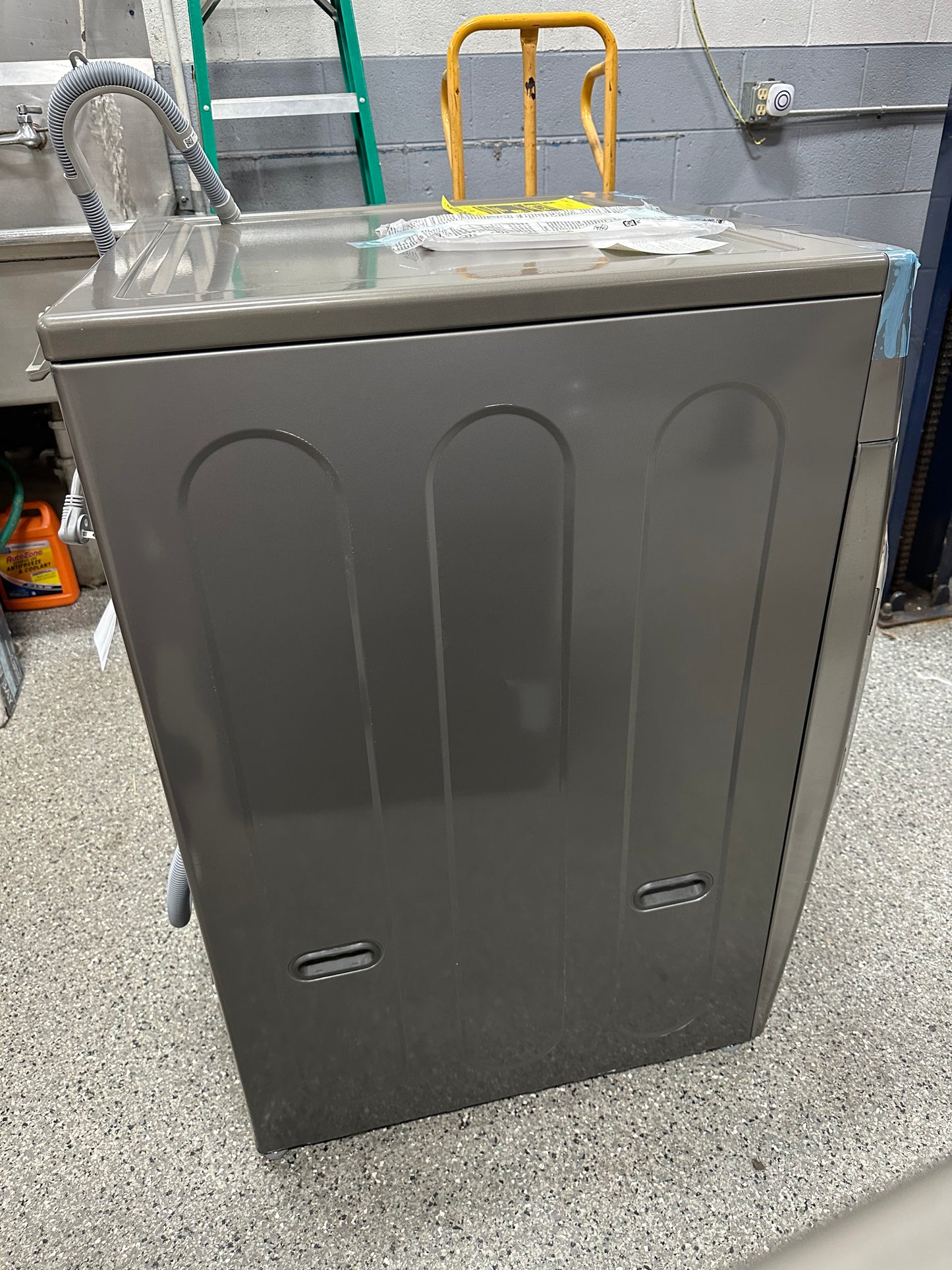 LG 9.0 cu. ft. Mega Capacity Smart wi-fi Enabled Front Load Electric Dryer with TurboSteam™ and Built-In Intelligence