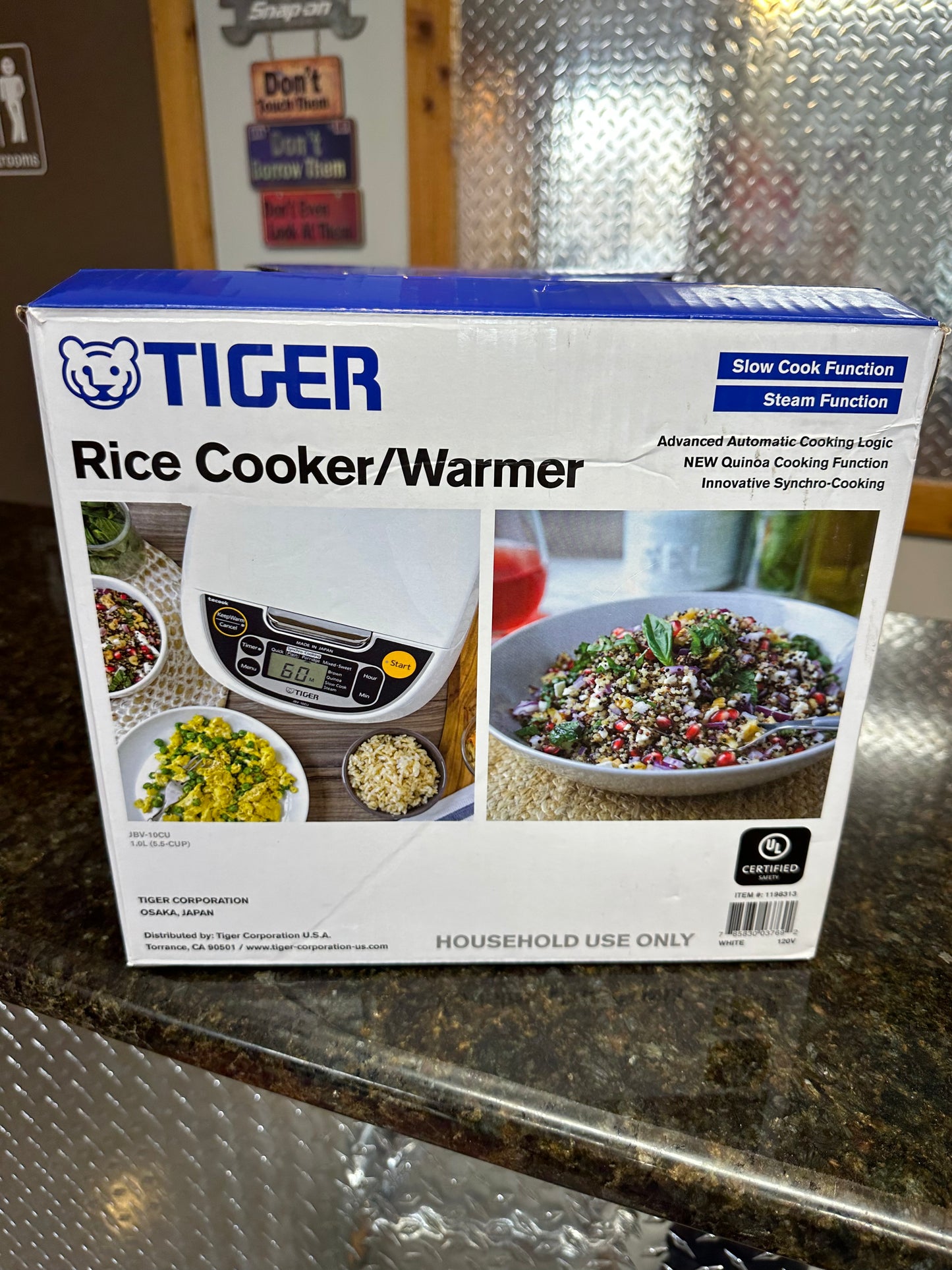 Tiger 5.5-Cup Micom Rice Cooker and Warmer