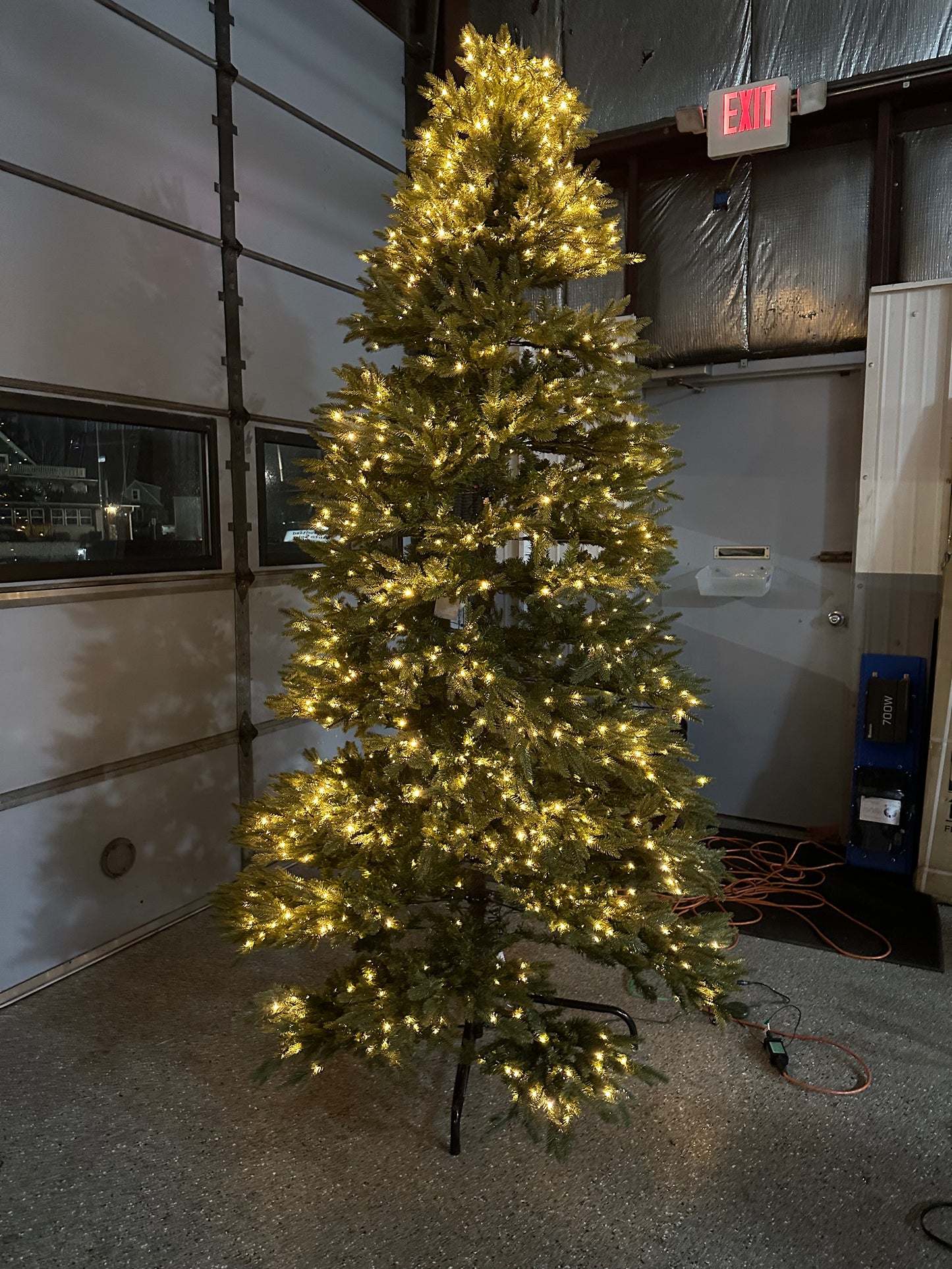 Home Accents Holiday 9 ft Jackson Noble Fir Christmas Tree