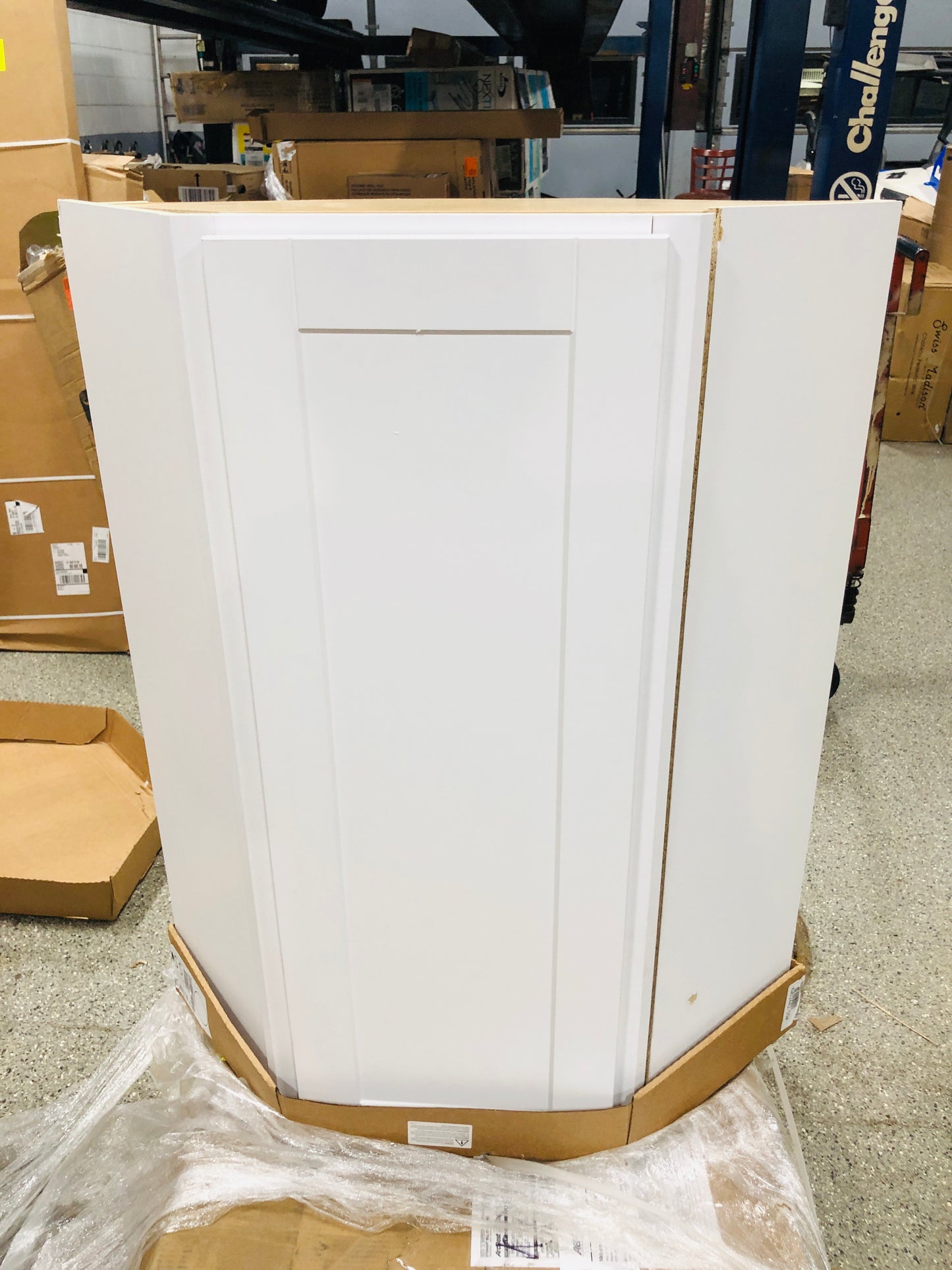 Hampton Bay Satin White Shaker Stock Assembled Diagonal Corner Wall Kitchen Cabinet (24 in. x 42 in. x 12 in.)