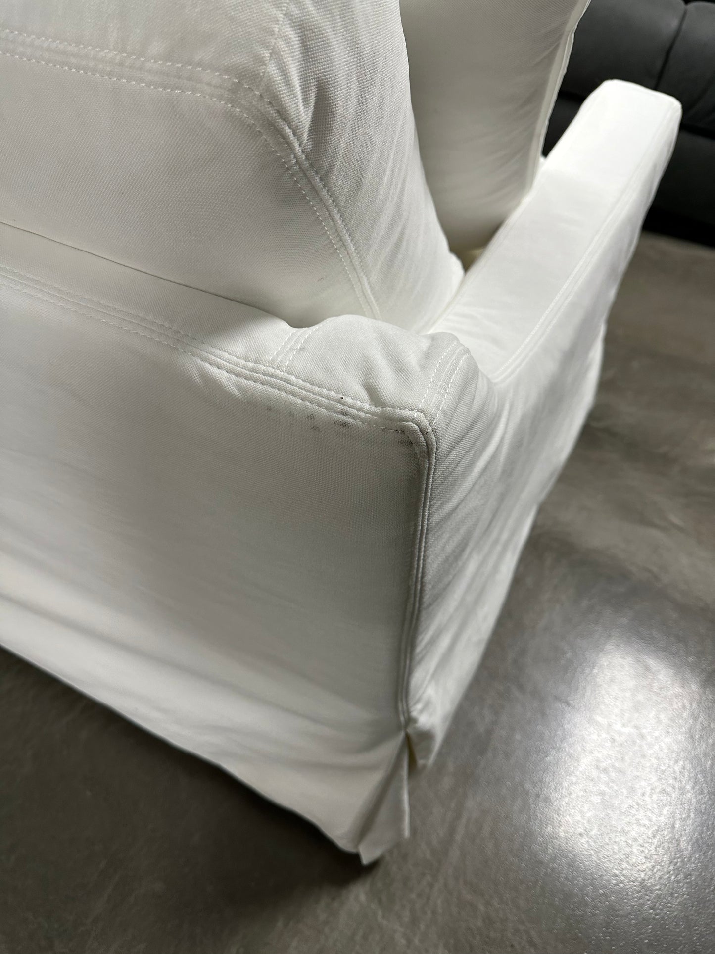 Remie Slipcover Sectional Sofa Couch