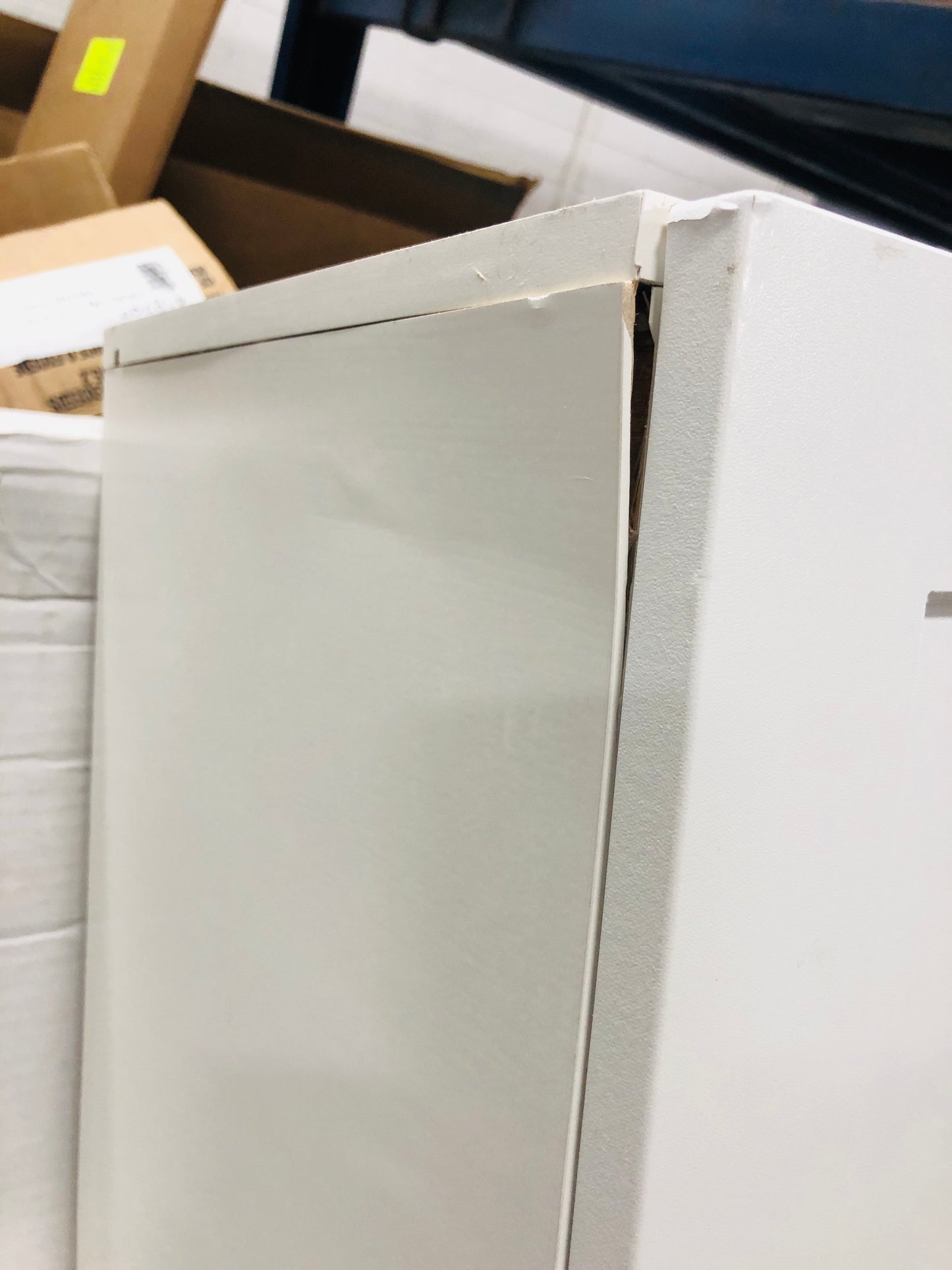 Hampton Bay Cambridge Shaker Assembled 30x18x12.5 in. All Plywood Wall Cabinet with 2 Soft Close Doors in White