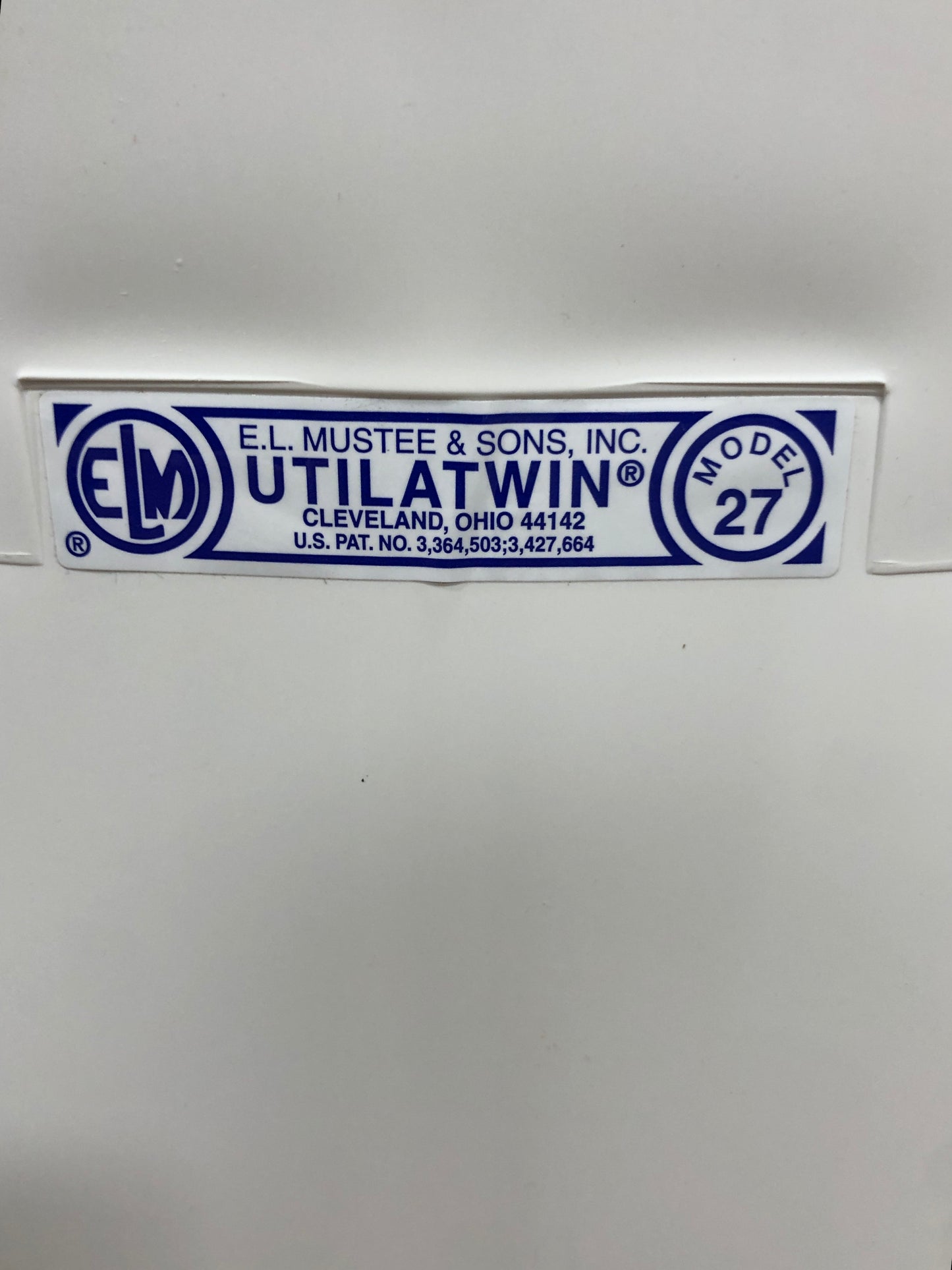 Utialtwin 24 in. x 40 in. x 33 in. Structural Thermoplastic Wall Mount Double-Basin Laundry Tub