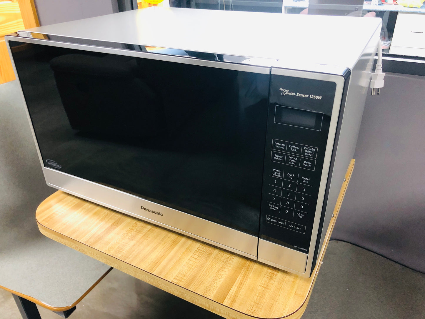 Panasonic Family Size 2.2CuFt Countertop Microwave Oven with Cyclonic Inverter Technology NN-SN97HS