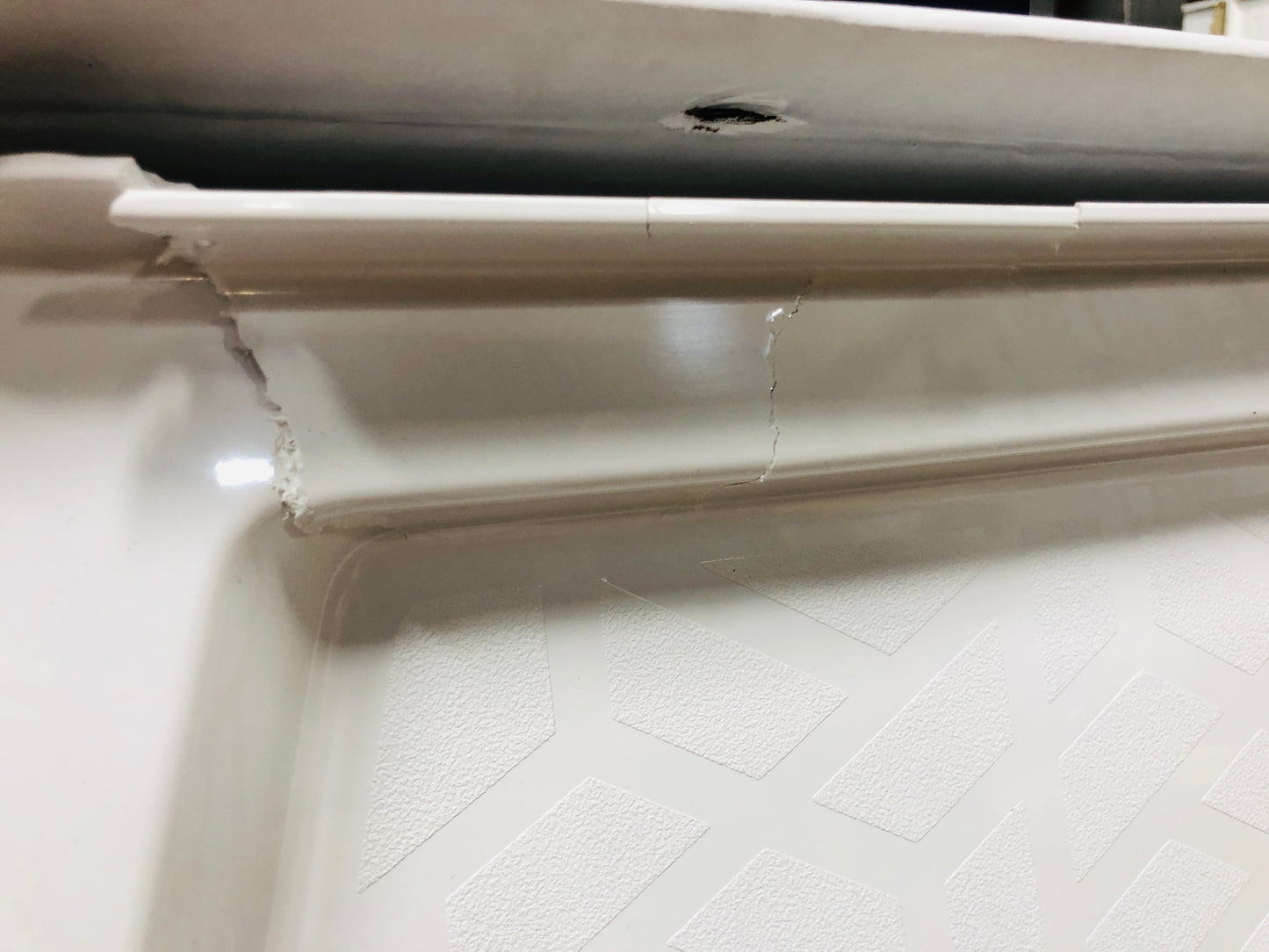American Standard Ovation Curve 60 in. L x 30 in. W Alcove Shower Pan Base with Right Drain in Arctic White