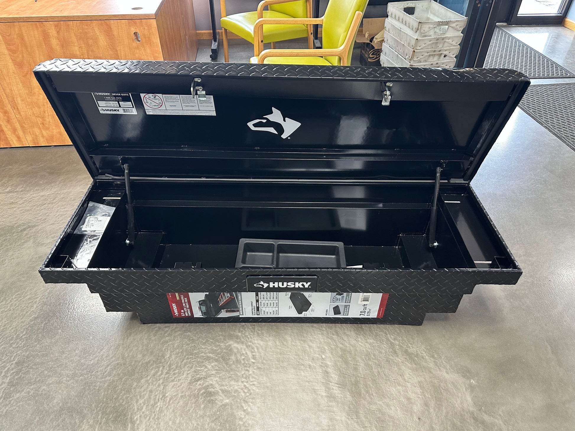 Truck husky tool box deals