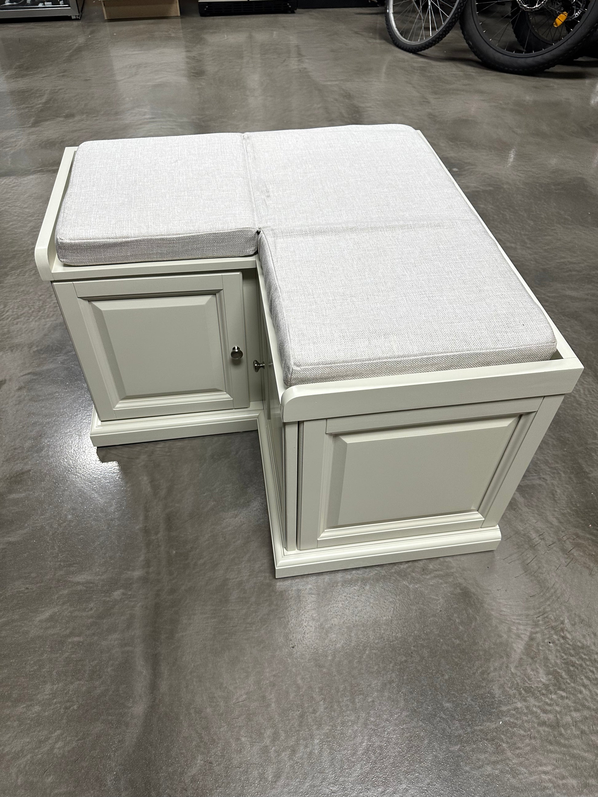 Corner shoe 2025 storage bench